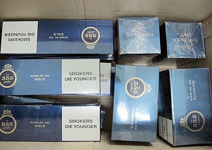 Lực lượng Biên phòng vận động nhân dân cam kết không tiếp tay buôn lậu, vận chuyển trái phép thuốc lá qua biên giới