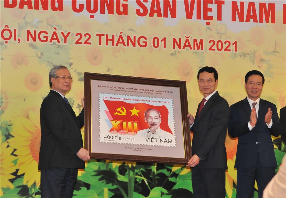 Phát hành đặc biệt bộ tem chào mừng Đại hội Đảng lần thứ XIII