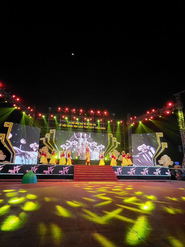 Thị xã Thái Hòa: Lễ hội Làng Vạc – âm vang tiếng cồng chiêng lịch sử ngàn xưa vọng về trên vùng đất linh thiêng