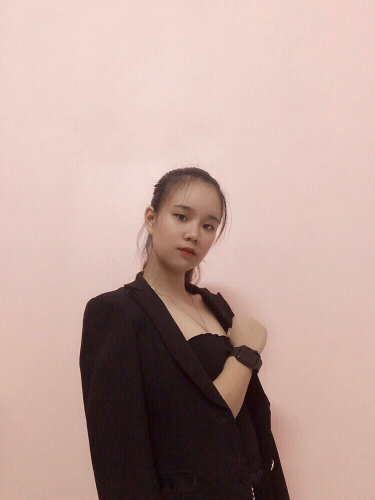 Nguyễn Mai Ngọc – cô gái 2K1 với niềm đam mê kinh doanh sản phẩm thời trang