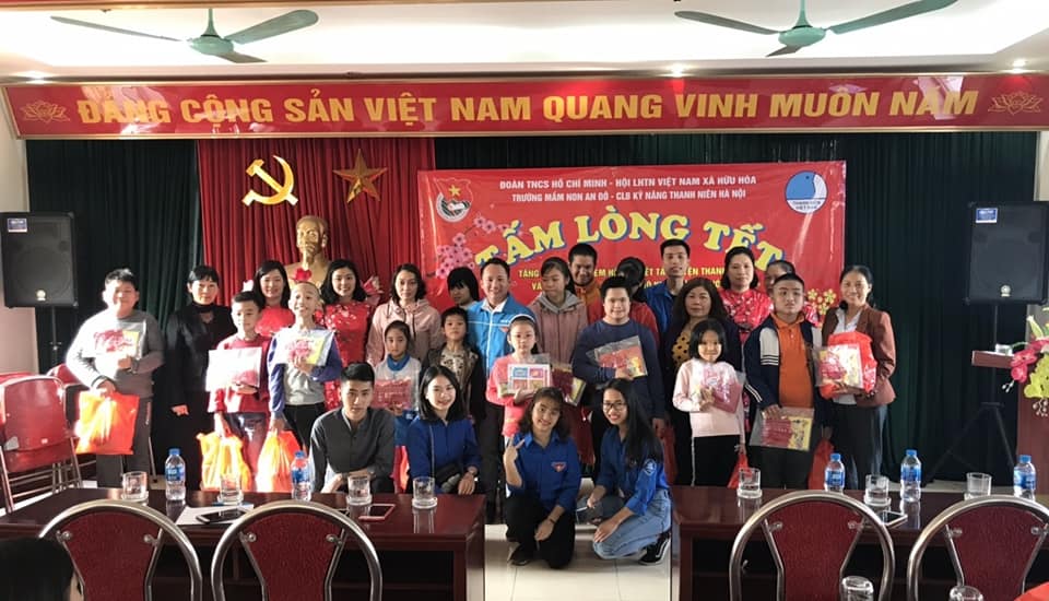 Quà Tết sớm với Hội người khuyết tật huyện Thanh Trì