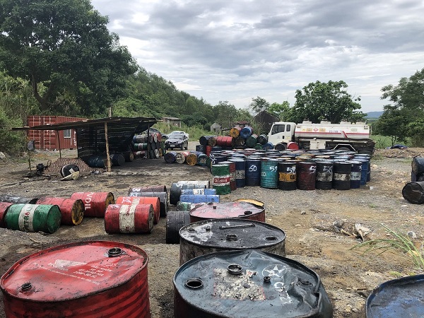 Nghệ An: Công an huyện Nghĩa Đàn bắt quả tang một cơ sở thu gom, tái chế dầu thải trái phép quy mô lớn