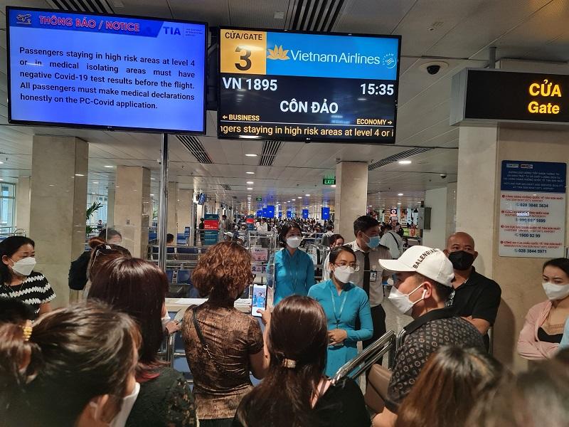 Hành khách bức xúc vì chuyến bay TP.Hồ Chí Minh - Côn Đảo bị delay, Vietnam Airlines có coi thường khách hàng?