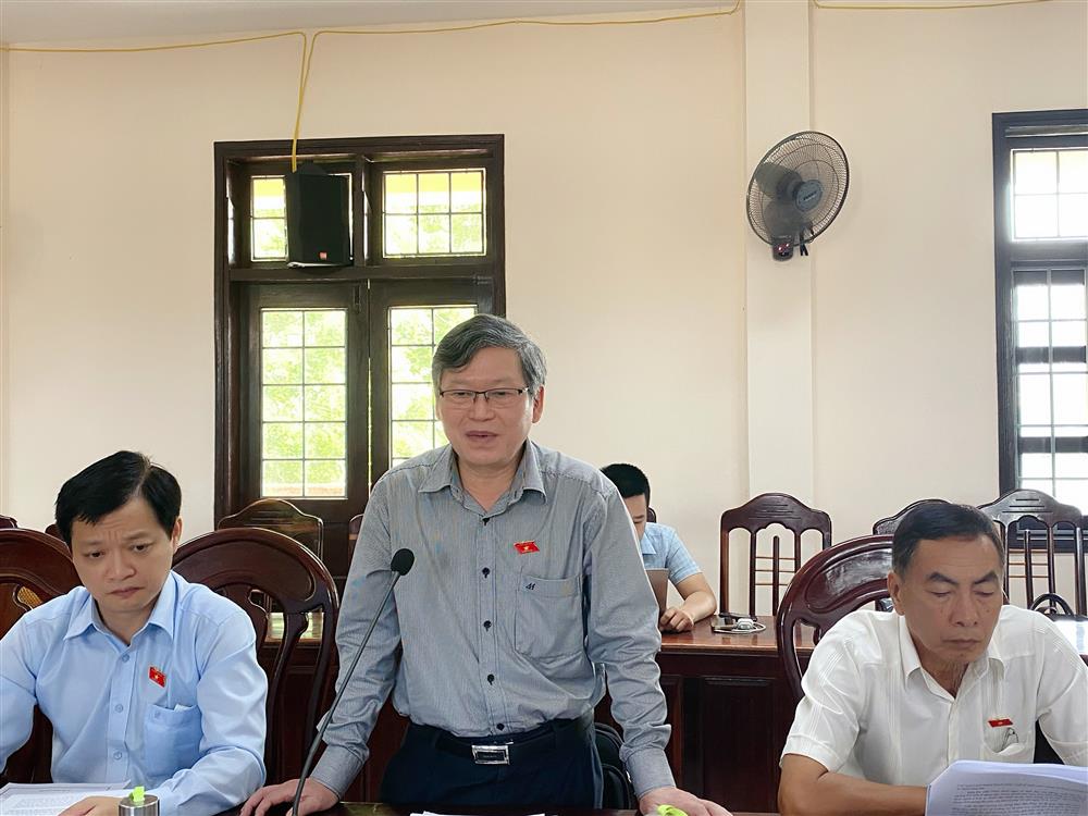 Ủy vi&ecirc;n Thường trực Ủy ban Ph&aacute;p luật T&ocirc; Văn T&aacute;m ph&aacute;t biểu