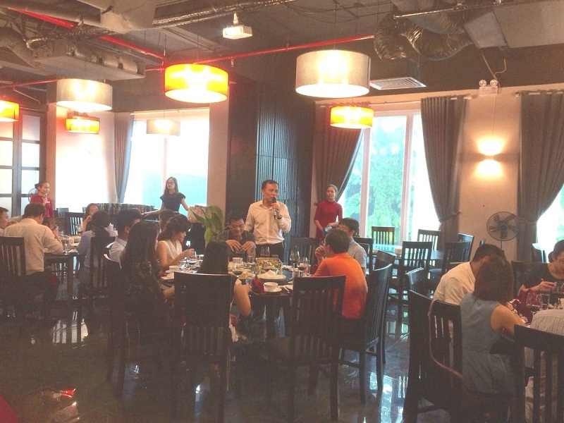 cuộc họp giữa phó tổng cục du lịch việt nam với 15 công ty.jpg