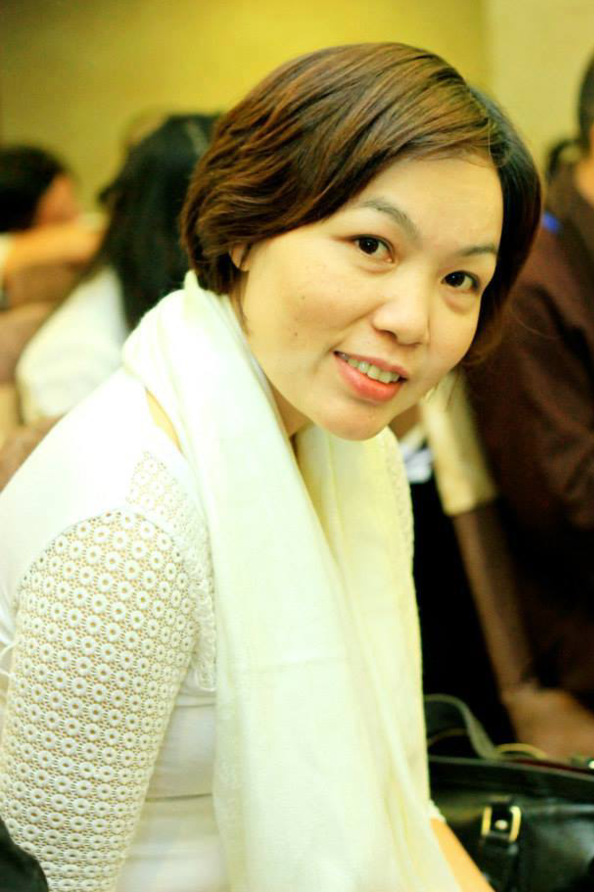 Chị Khuy&ecirc;n sống khoẻ mạnh nhờ tu&acirc;n thủ d&ugrave;ng thuốc điều trị HIV mỗi ng&agrave;y. Ảnh: Đ.K