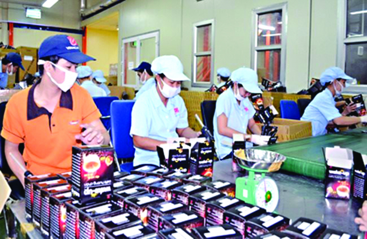 Vinacafe thua xa Trung Nguyên, thua luôn “con cũ” của mình