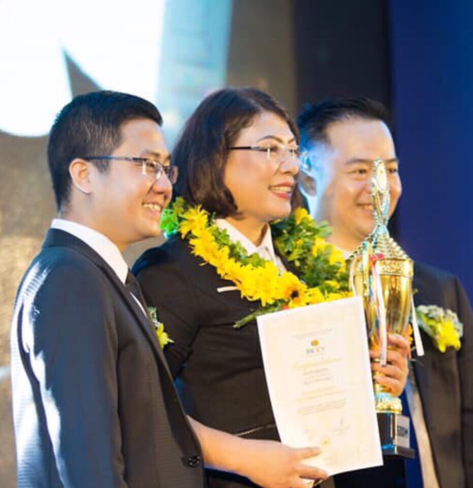 Phạm Thị Hiền – Người phụ nữ làm bảo hiểm tận tâm với khách hàng