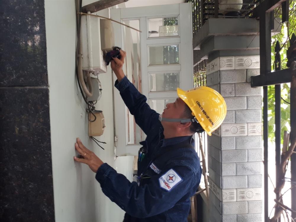 Bộ Công Thương phản hồi về hoá đơn tiền điện tăng vọt