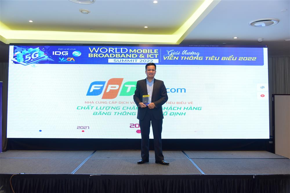 FPT Telecom 4 năm liên tiếp nhận giải thưởng về Dịch vụ Chăm sóc Khách hàng tại Việt Nam