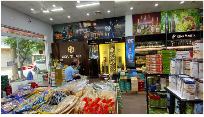 Bắc Giang - Đồng loạt kiểm tra, thu giữ lượng lớn rượu ngoại và xì gà vi phạm